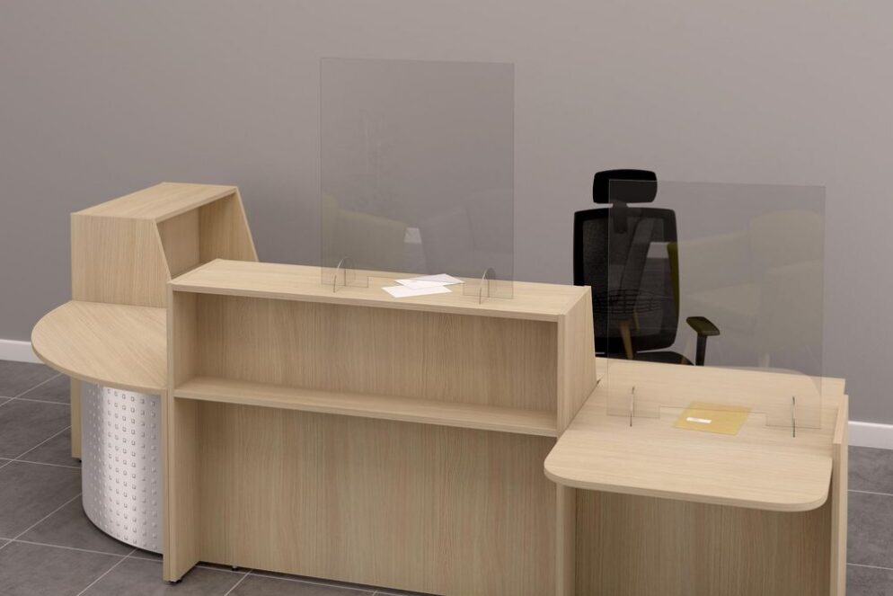 Panneaux en plexiglas : une protection supplémentaire pour les employés et les clients